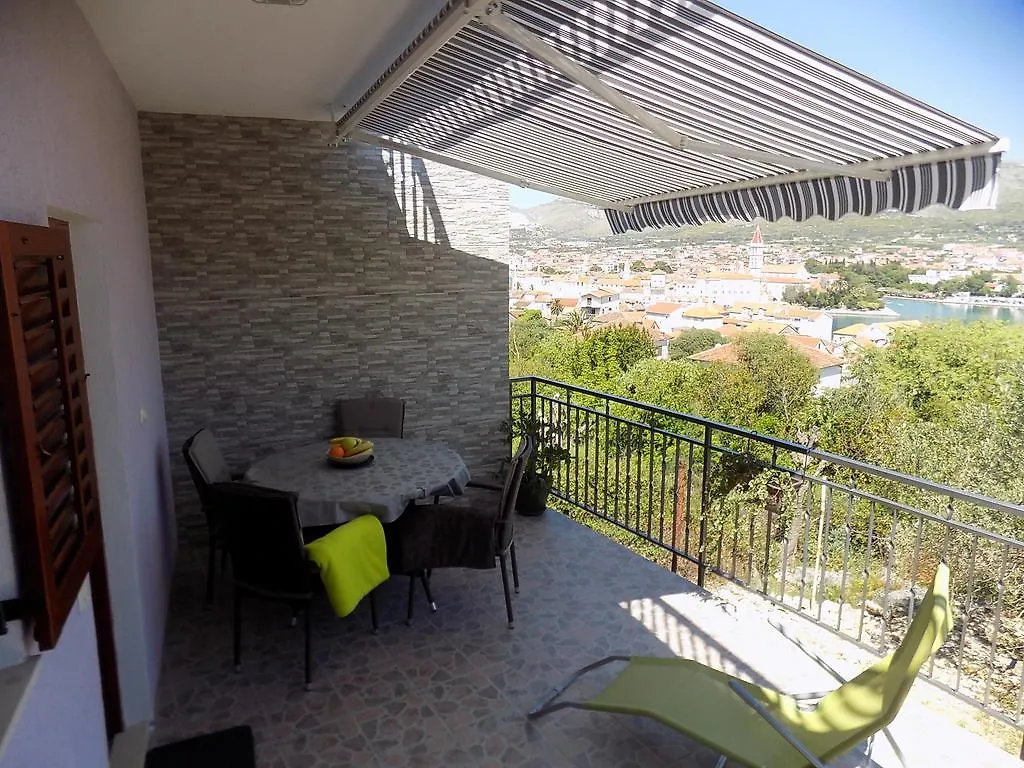 Apartmani Balan S Vanjskim Bazenom 0*, Trogir Croatia